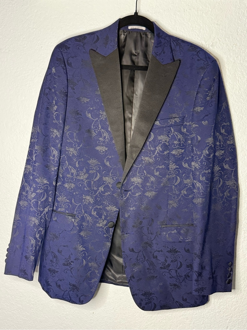 Alfani Blue Floral Jacquard Blazer with Black Satin Lapel